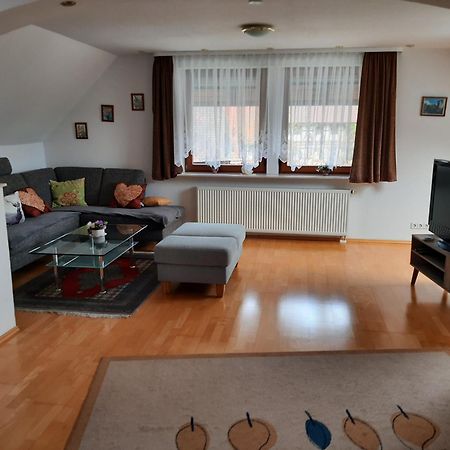 Ferienwohnung Serr เลาฟ์ ภายนอก รูปภาพ