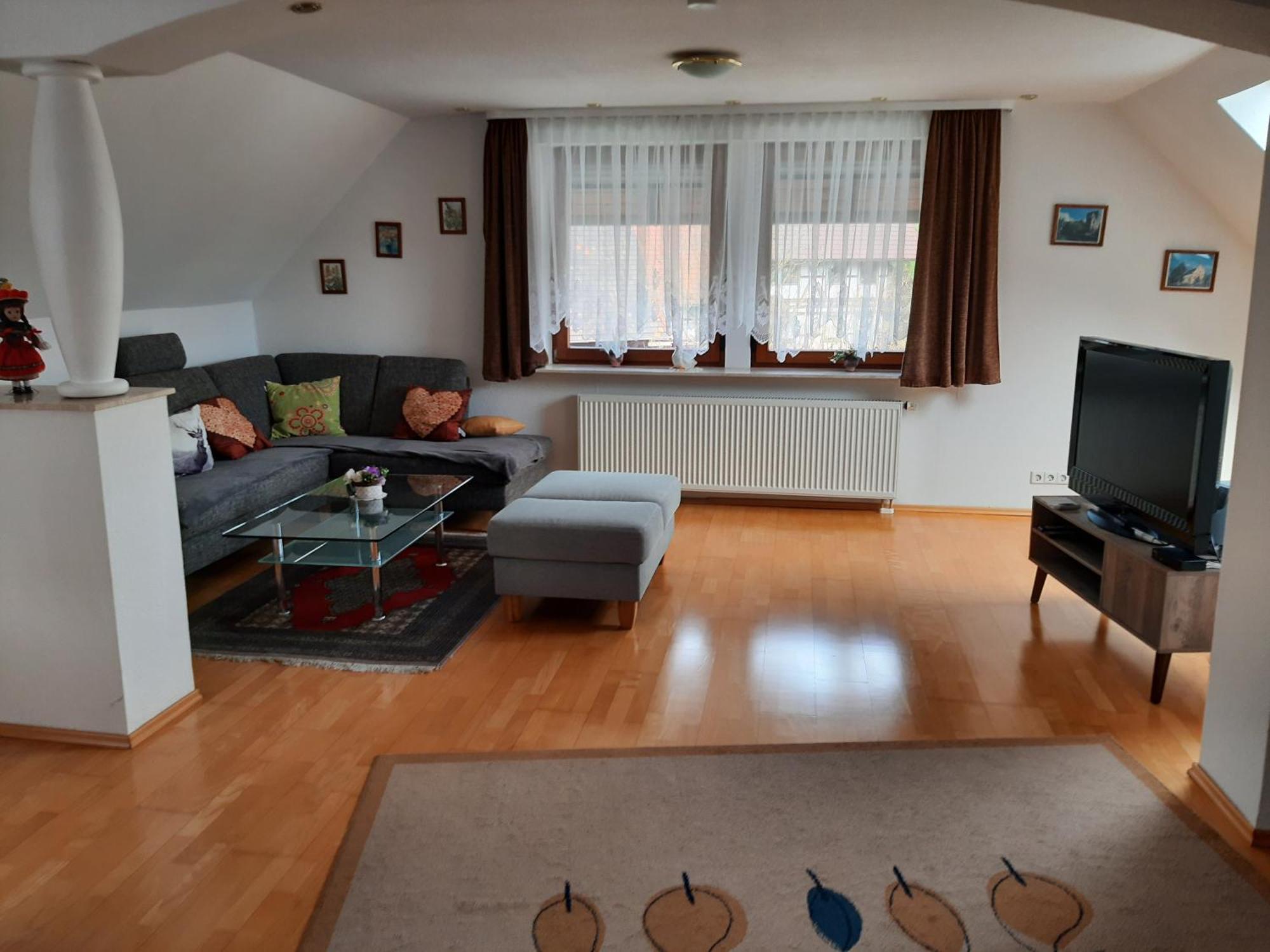 Ferienwohnung Serr เลาฟ์ ภายนอก รูปภาพ